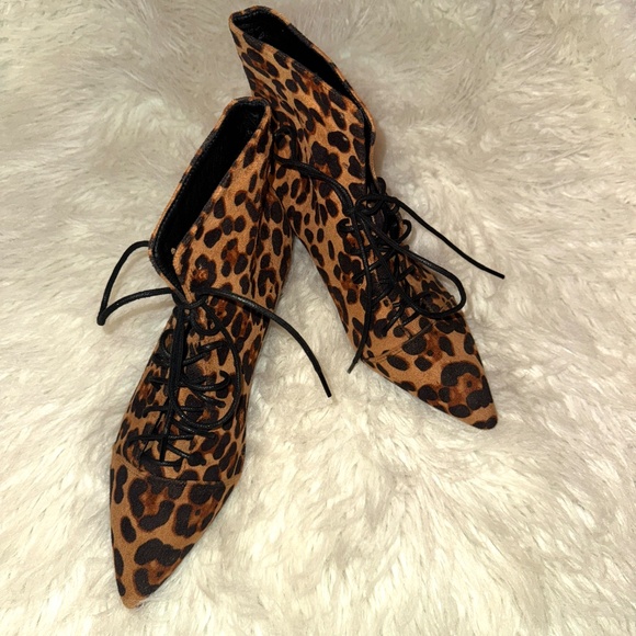 SHEIN Leopard Pointed Toe Small Heel Ankle Boots - Picture 2 of 12